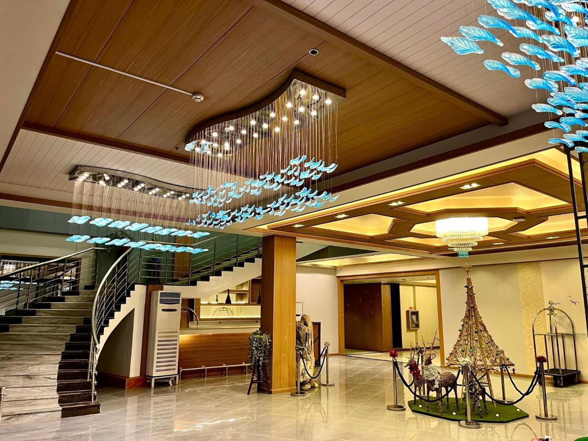 W Golf Resort Oslob Exterior photo